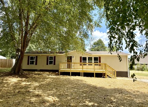1318 Riley Creek Rd, Tullahoma, TN, 37388-8845 | Card Image