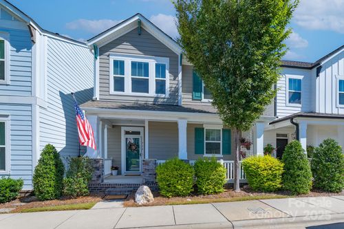 714 Lyndon Station Dr, Pineville, NC, 28134-9607 | Card Image