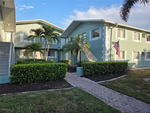206-8135 Country Rd, FORT MYERS, FL, 33919-7137 | Card Image