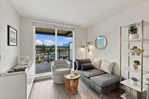 601-707 Como Lake Avenue, Coquitlam, BC, V3J0J5 | Card Image