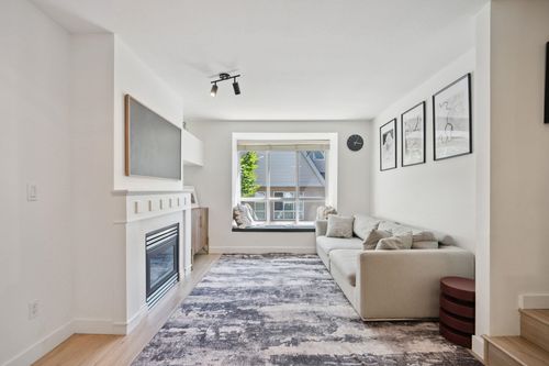 6689 Prenter St, Burnaby, BC, V5E1B1 | Card Image