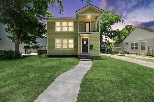 b-3012 Isabella St, Houston, TX, 77004-4528 | Card Image