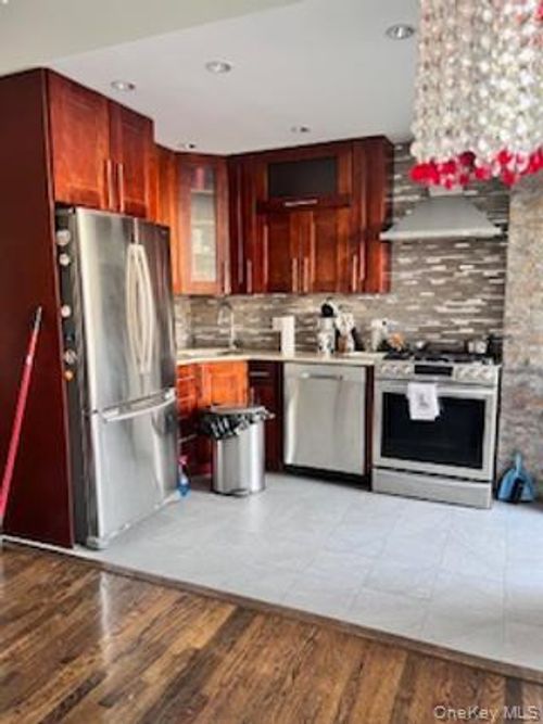 1st-floor-138 Diamond St, Brooklyn, NY, 11222-3008 | Card Image