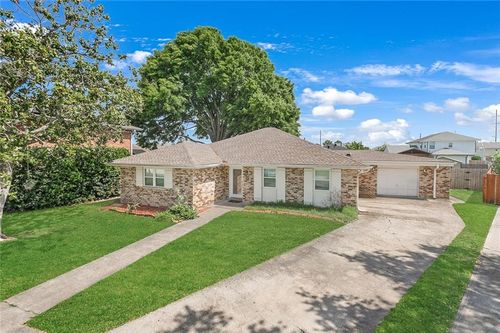 44 Brittany Dr, Kenner, LA, 70065-2072 | Card Image