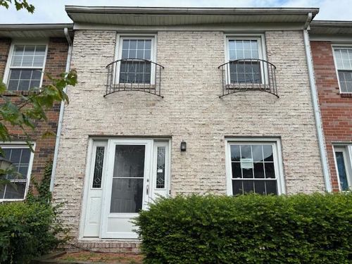 q5-2382 Hardesty Dr S, Columbus, OH, 43204-2845 | Card Image