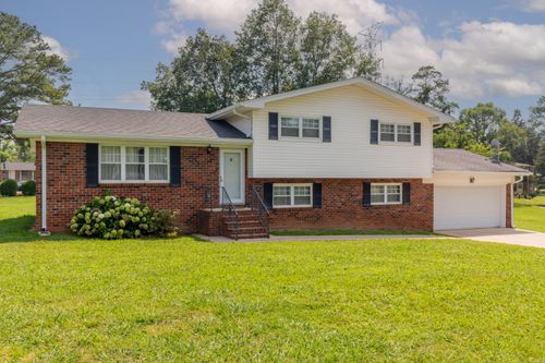 19 Hickory Ln, Fort Oglethorpe, GA, 30742-3453 | Card Image