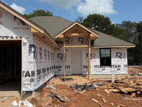 109 Firethorn Way, Noble, OK, 73068-8637 | Card Image