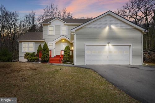 130 Ozark Rd, Tafton, PA, 18464-9654 | Card Image