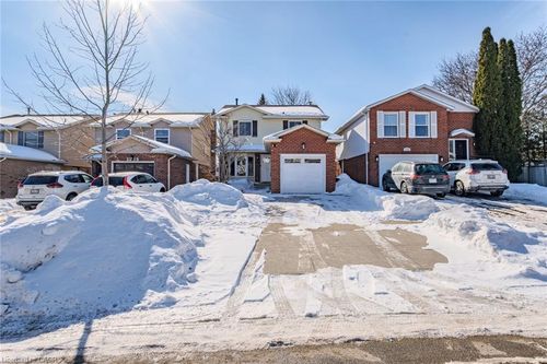 3217 Twin Oaks Cres, Burlington, ON, L7M3A8 | Card Image
