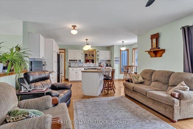 890 Stewart Line, House other with 4 bedrooms, 2 bathrooms and 8 parking in Cavan ON | Image 6