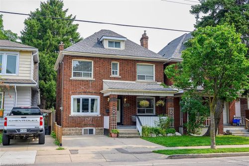 177 Maplewood Ave, Hamilton, ON, L8M1X6 | Card Image