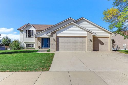 9610 42nd St Ne, Saint Michael, MN, 55376-3016 | Card Image