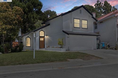 1218 Locust Dr, Vallejo, CA, 94591-4309 | Card Image