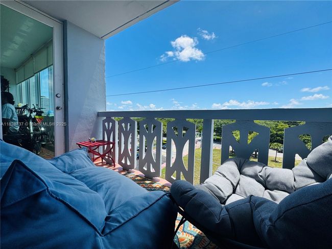 APT-603 - 8233 Harding Ave, Condo with 1 bedrooms, 2 bathrooms and null parking in Miami Beach FL | Image 13
