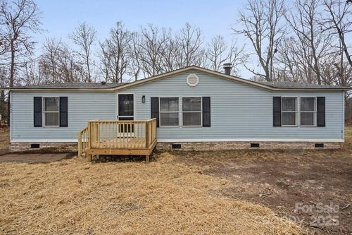 2464 Puetts Chapel Rd, Bessemer City, NC, 28016-9569 | Card Image