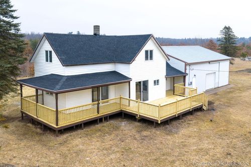 8874 Dagget Road, Howard City, MI, 49329 | Card Image