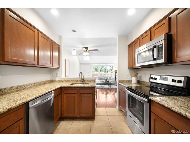 1124 - 7373 E Iowa Ave, Townhouse with 3 bedrooms, 2 bathrooms and null parking in Denver CO | Image 11