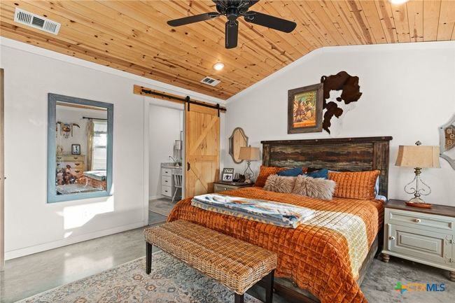 973 County Road 130, Home with 3 bedrooms, 3 bathrooms and null parking in Gatesville TX | Image 14