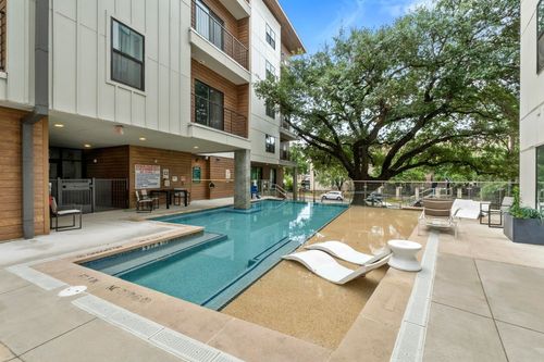 112-2500 Longview St, Austin, TX, 78705-4211 | Card Image