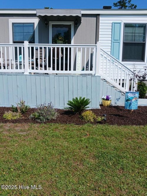 600 Ocean Spray Dr, Cedar Point, NC, 28584-9321 | Card Image