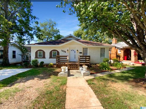 1033 Graymont Ave W, Birmingham, AL, 35204-3927 | Card Image