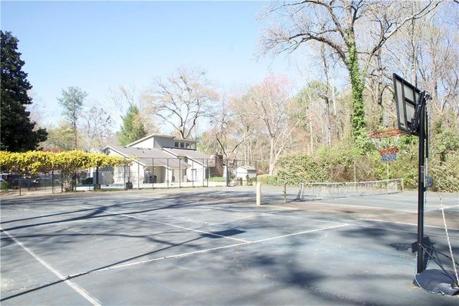 2058 Powers Ferry Trce Se, Condo with 2 bedrooms, 3 bathrooms and 2 parking in Marietta GA | Image 23
