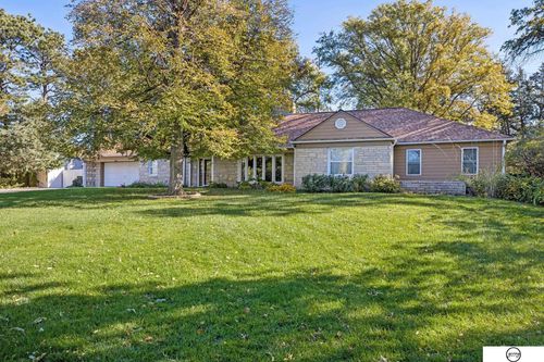 940 S Cotner Blvd, Lincoln, NE, 68510-4926 | Card Image