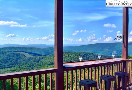 unit-22c-115 Rocky Top, Sugar Mountain, NC, 28604-6633 | Card Image