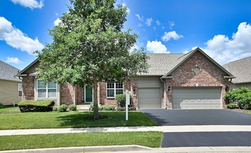 572 Tuscan View Drive, Elgin, IL, 60124 | Card Image