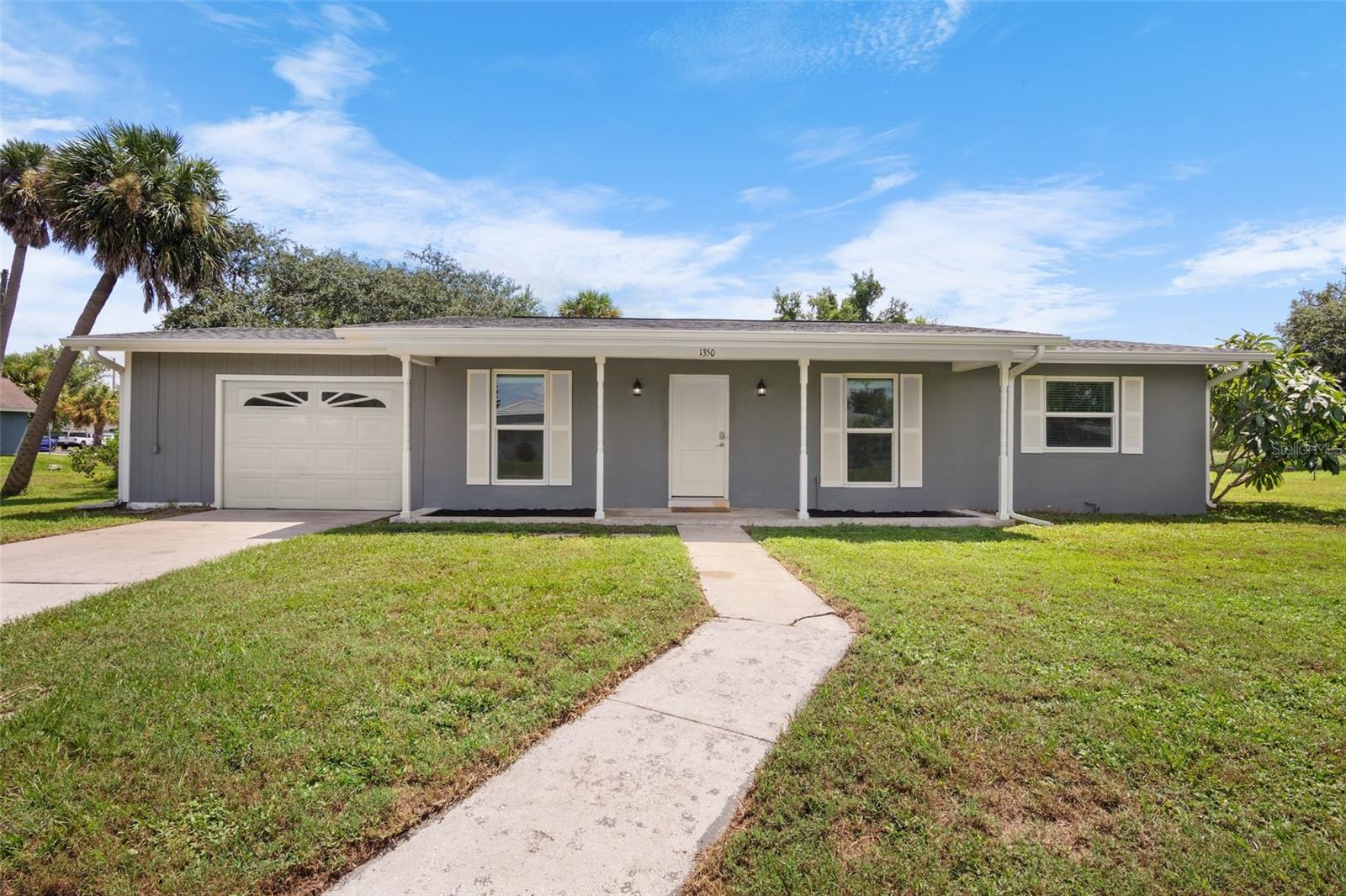 Hillcrest Ave, Port Charlotte, FL 33948