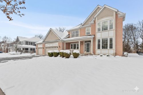 2647 Bainbridge Blvd, West Chicago, IL, 60185-6430 | Card Image