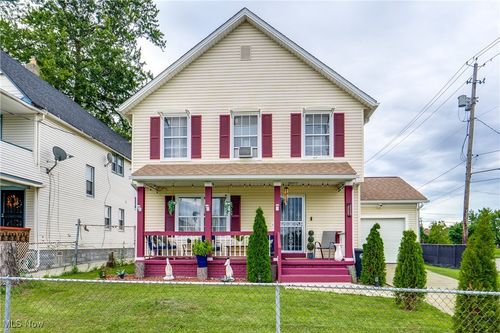 12500 Woodside Ave, Cleveland, OH, 44108-2423 | Card Image