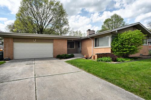 2405 Linden Drive, Valparaiso, IN, 46383 | Card Image