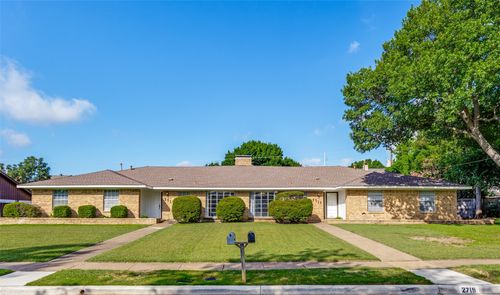 2719 Forest Grove Dr, Richardson, TX, 75080-1855 | Card Image
