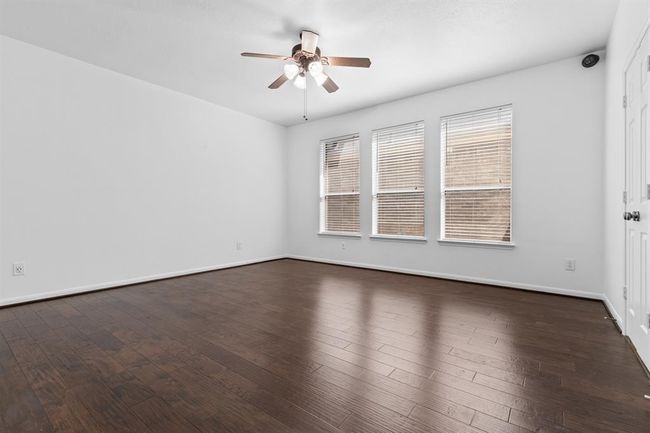 1923 Vale Haven Dr, House other with 5 bedrooms, 3 bathrooms and 2 parking in Spring TX | Image 13
