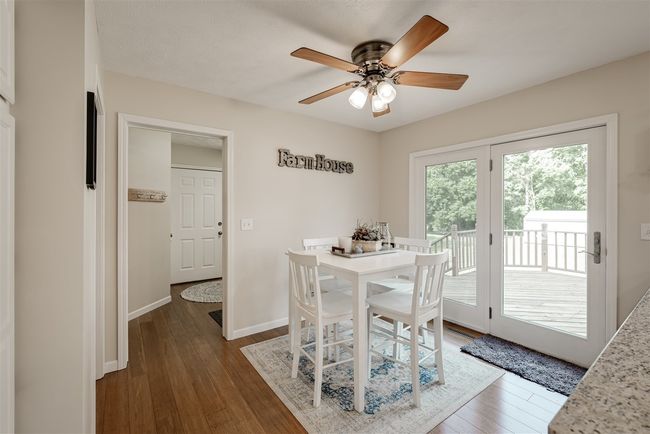 307 Blue Jay Dr, House other with 4 bedrooms, 4 bathrooms and 2 parking in Le Roy IL | Image 15