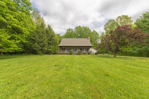 10109 Lauer Rd, Baroda, MI, 49101-9740 | Card Image