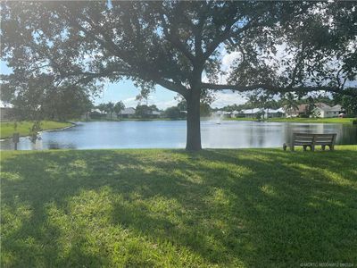 4265 Se Tamarind Street, House other with 2 bedrooms, 2 bathrooms and 1 parking in Stuart FL | Image 3