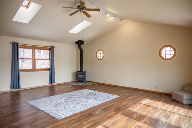 S4611 Cr C, House other with 3 bedrooms, 3 bathrooms and null parking in HILLSBORO WI | Image 5
