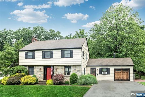 39 Jacobus, Little Falls, NJ, 07424 | Card Image