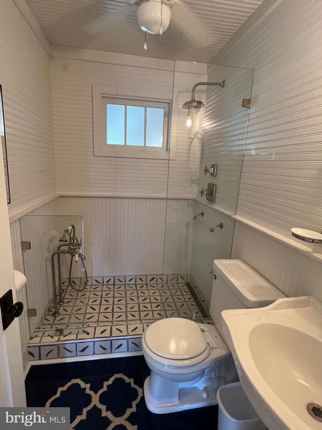 204 Coral St, House other with 5 bedrooms, 3 bathrooms and null parking in BEACH HAVEN NJ | Image 47