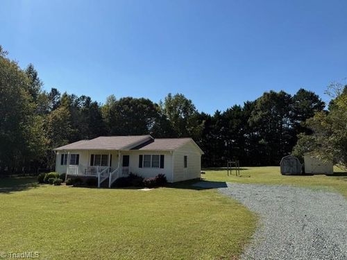 3734 Se School Rd, Greensboro, NC, 27406-9776 | Card Image