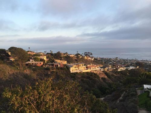 6131 Terryhill Dr, La Jolla, CA, 92037 | Card Image