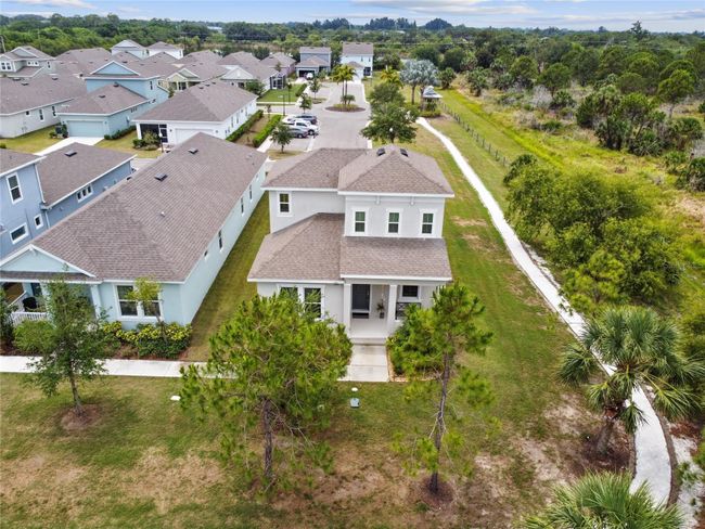 803 Winterside Drive, House other with 3 bedrooms, 2 bathrooms and null parking in Apollo Beach FL | Image 8