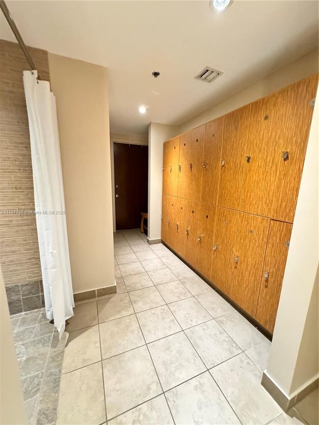 APT-508S - 2681 N Flamingo Rd, Condo with 3 bedrooms, 3 bathrooms and null parking in Sunrise FL | Image 48