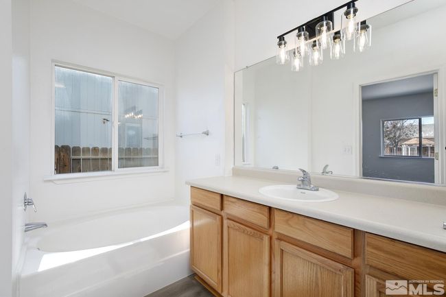 214 Poppy Hills Dr, House other with 4 bedrooms, 3 bathrooms and 2 parking in Fernley NV | Image 10