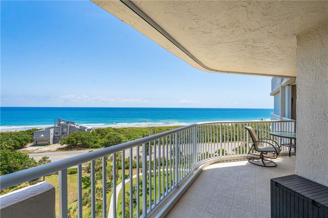 APT-9-5 - 5051 N Highway A1a, House attached with 2 bedrooms, 2 bathrooms and null parking in Hutchinson Island FL | Image 14