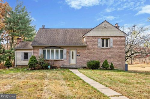 742 Winchester Road, BROOMALL, PA, 19008 | Card Image