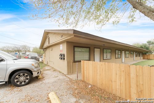 apt-4-522 Altitude Dr, San Antonio, TX, 78227-2593 | Card Image
