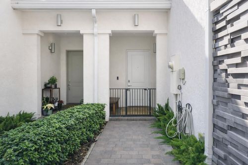 1104 Rio Ct, Deerfield Beach, FL, 33064-2070 | Card Image